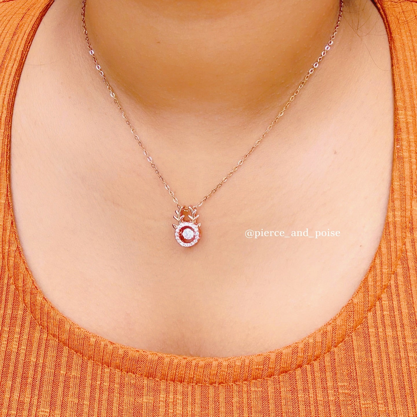 Reindeer pendant necklace